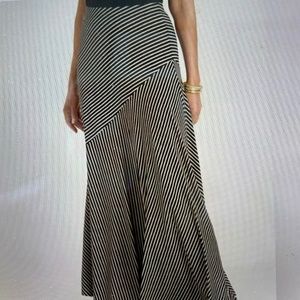 Chico’s Maxi Skirt That Moves With You